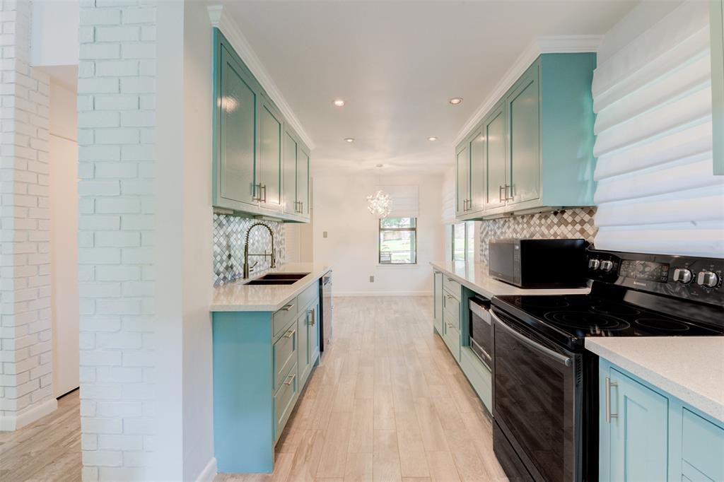 Residential exterior painting in The Woodlands Texas